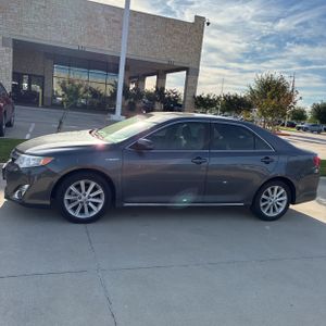 TOYOTA CAMRY HYBRID XLE - 3