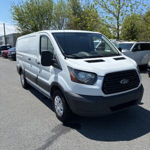 FORD TRANSIT 150 - 10