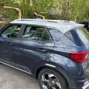 HYUNDAI VENUE LIMITED - 6