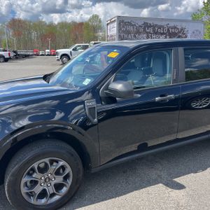 FORD MAVERICK XLT - 2