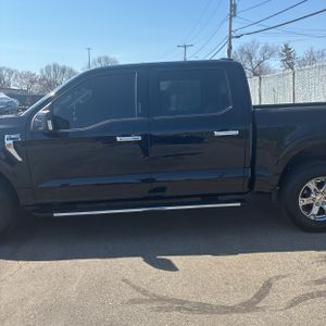 FORD F-150 XLT - 4