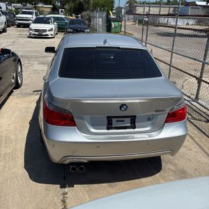 BMW 5-SERIES 550I - 5
