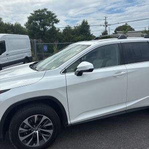 صورة 2 لـ 2020 Lexus RX 350L BASE