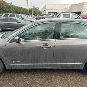 FORD FUSION HYBRID BASE - 4