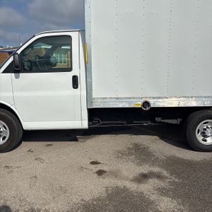 CHEVROLET EXPRESS 3500 - 4