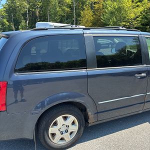 2008 Dodge GRAND CARAVAN SE — фото 9