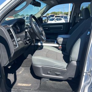 2015 RAM 1500 BIG HORN — миниатюра 32