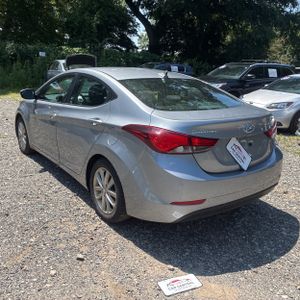 2015 Hyundai ELANTRA SE 照片 5