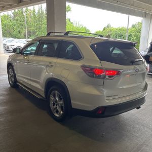 صورة 5 لـ 2015 Toyota HIGHLANDER LIMITED PLATINUM