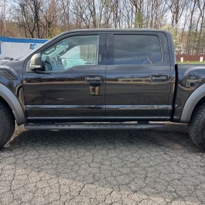 FORD F-150 RAPTOR - 4