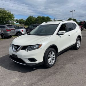 2016 Nissan ROGUE SV 照片 1