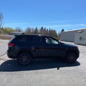 JEEP GRAND CHEROKEE - 10