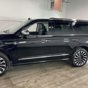 LINCOLN NAVIGATOR BLACK LABEL - 4