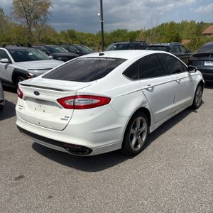 FORD FUSION SE - 8