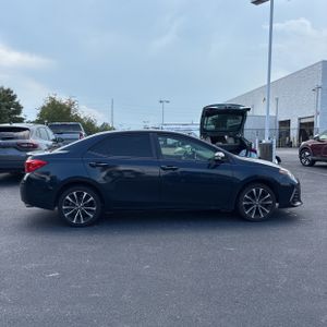 2018 Toyota COROLLA SE — фото 10