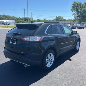 FORD EDGE SEL - 8