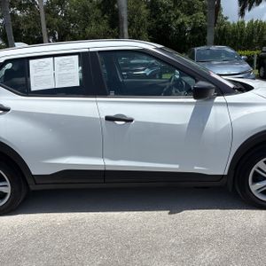 2025 Nissan KICKS PLAY S 缩略图 11
