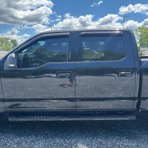FORD F-150 XLT - 4
