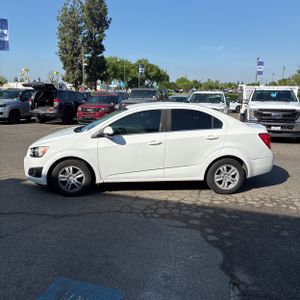 CHEVROLET SONIC LT AUTO - 3