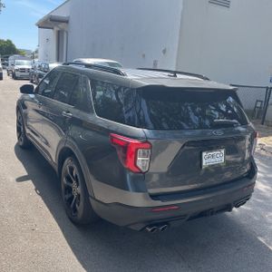 FORD EXPLORER ST - 5