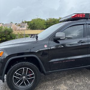 Jeep Grand Cherokee Trailhawk - 2