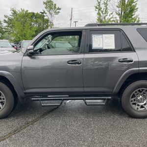 TOYOTA 4RUNNER - 4