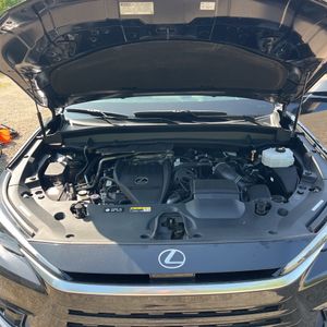 صورة 47 لـ 2025 Lexus TX 500H