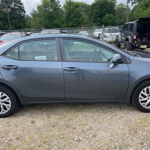 صورة مصغرة 11 لـ 2017 Toyota COROLLA LE