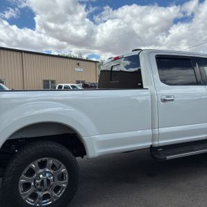FORD F-250 SUPER DUTY LARIAT - 9