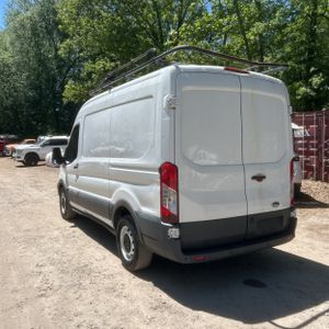 FORD TRANSIT 150 - 5