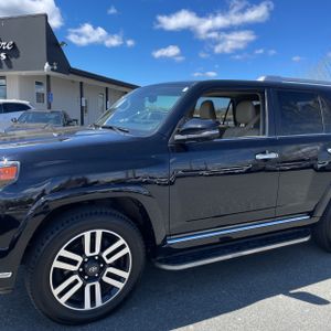 TOYOTA 4RUNNER - 2