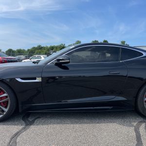 2016 Jaguar F-TYPE R 照片 4
