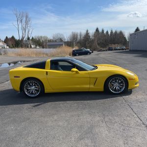 CHEVROLET CORVETTE BASE - 10
