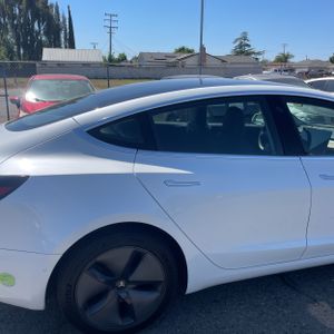 TESLA MODEL 3 LONG RANGE - 9