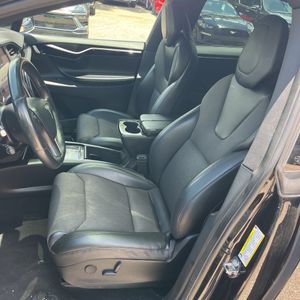 2018 Tesla MODEL X 75D 缩略图 32