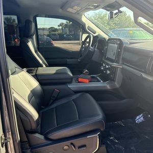 2022 FORD F-150 LARIAT thumbnail 31