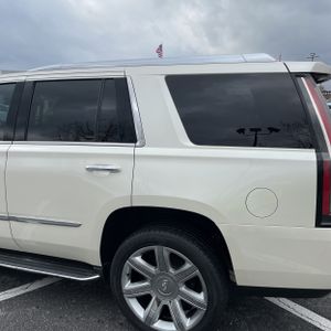 CADILLAC ESCALADE LUXURY - 6