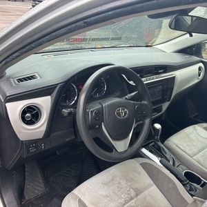 2018 Toyota COROLLA LE thumbnail 36