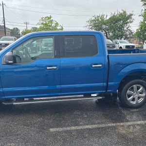 FORD F-150 XLT - 4