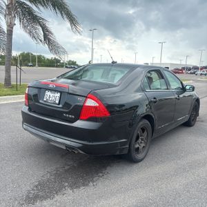 FORD FUSION SE - 8
