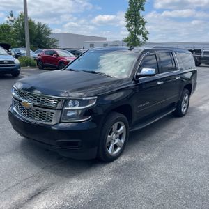CHEVROLET SUBURBAN - 1