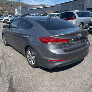 HYUNDAI ELANTRA LIMITED - 5