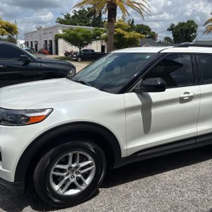 FORD EXPLORER XLT - 2