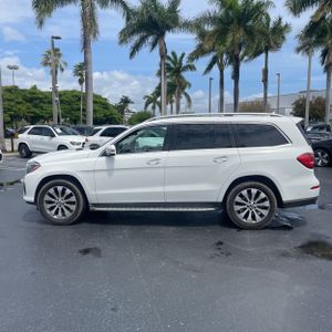 MERCEDES-BENZ GLS - 3