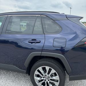 2023 Toyota RAV4 XLE PREMIUM photo 6