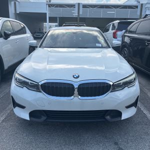 صورة 10 لـ 2021 BMW 3 SERIES 330I