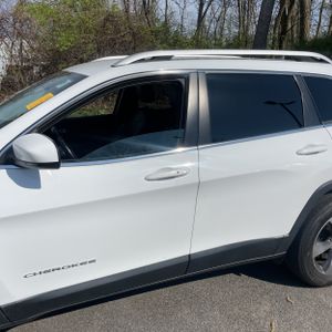 JEEP CHEROKEE LIMITED - 4