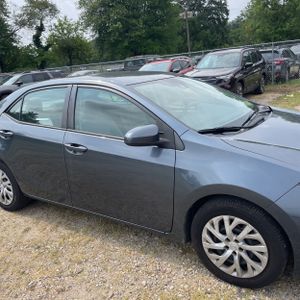 صورة مصغرة 13 لـ 2017 Toyota COROLLA LE