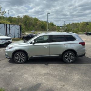 MITSUBISHI OUTLANDER SEL 2.4 S-AWC - 3