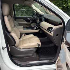 2022 Lincoln NAVIGATOR RESERVE 照片 32